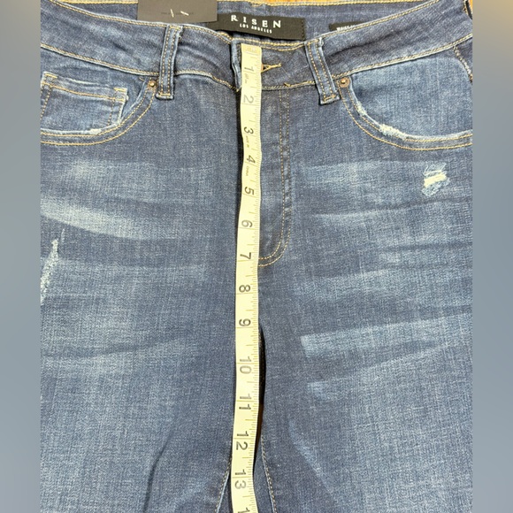 NWT Risen Mid Rise Straight Leg Jeans Size 7/28 Raw Hem - Picture 6 of 6